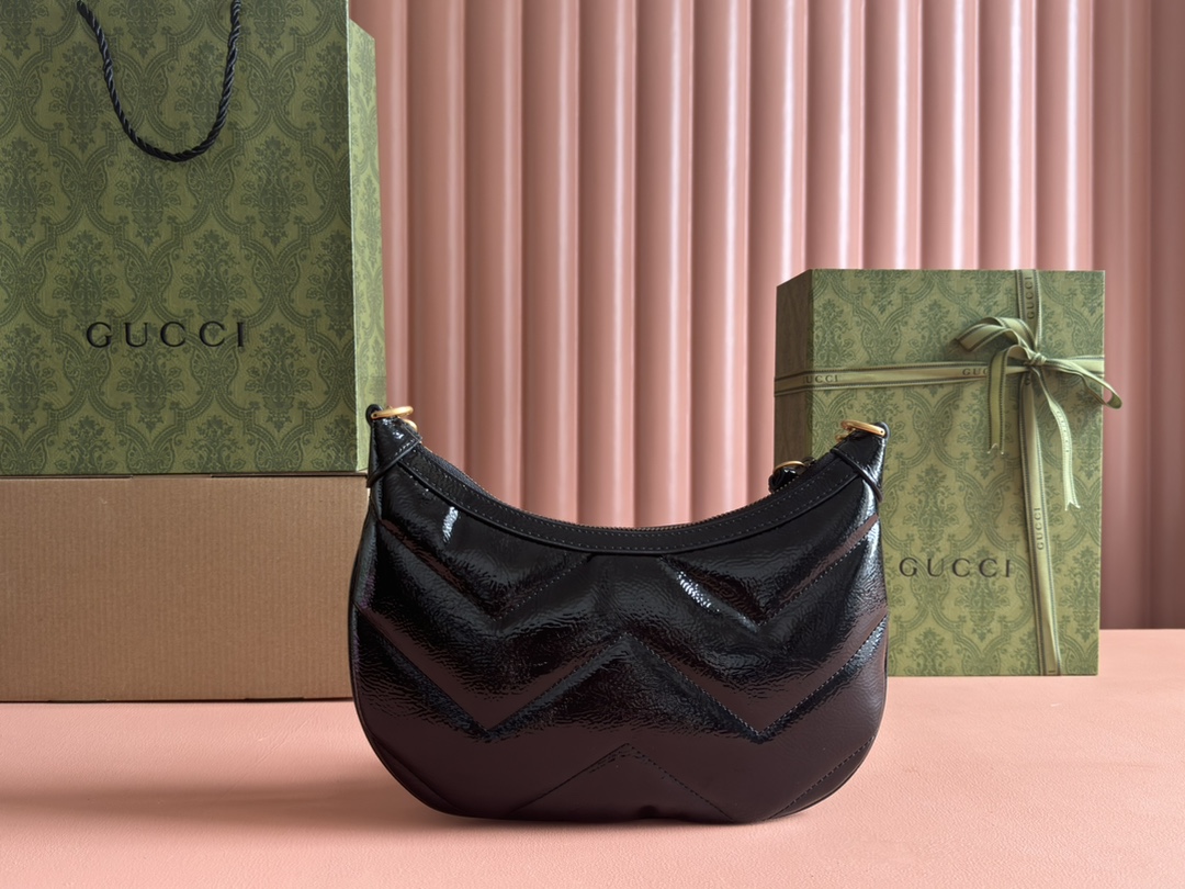 Gucci Hobo Bags